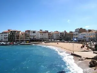Aparthotel L' Escala Resort